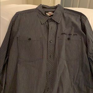 Long sleeve black/grey HD shirt, only dry cleaned